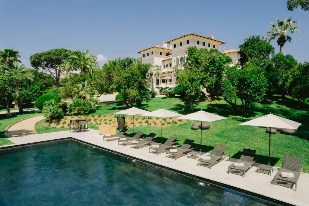 1673021978-Louise villa and pool view 1.webp